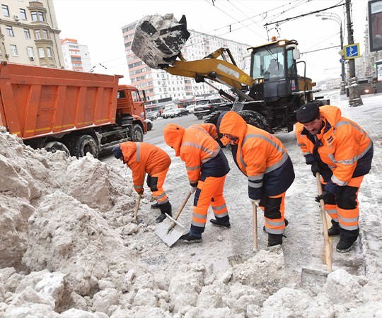 Уборка снега в Усть-Илимске и  Иркутской области