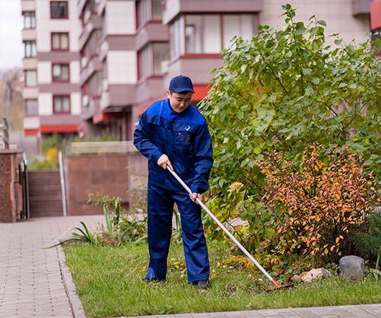 Уборка территории в Усть-Илимске и  Иркутской области